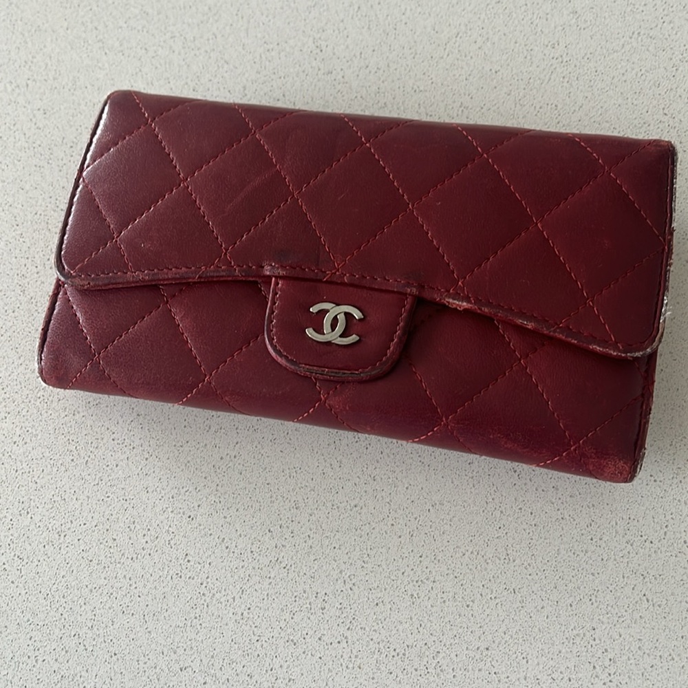 Red Flap Chanel Wallet - Picture 2 of 8